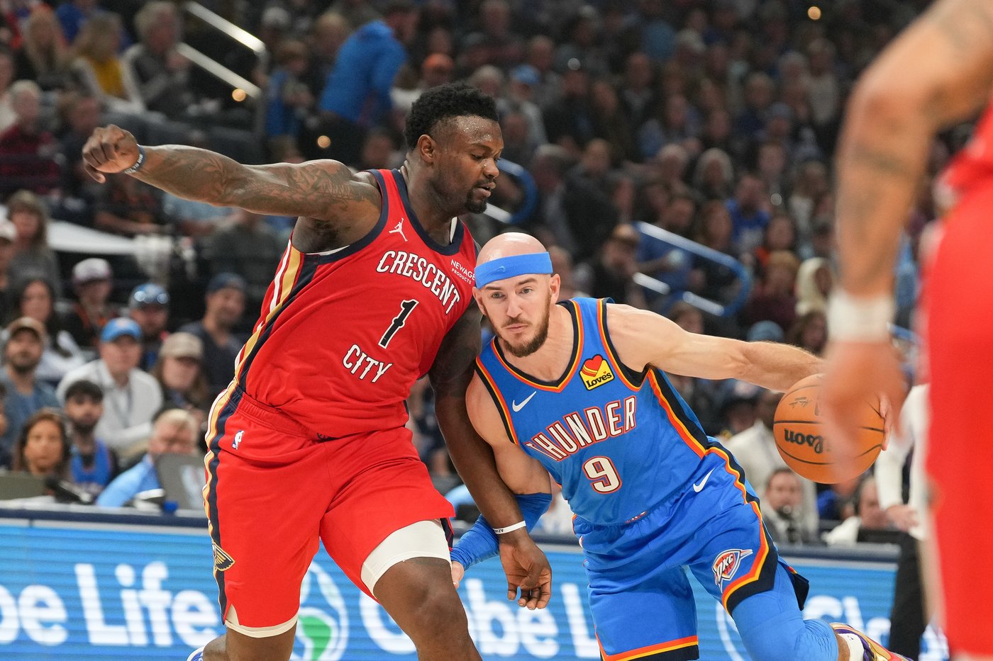 Gilgeous-Alexander scores 30 points to help keep Thunder unbeaten, Pelicans winless | iNFOnews.ca