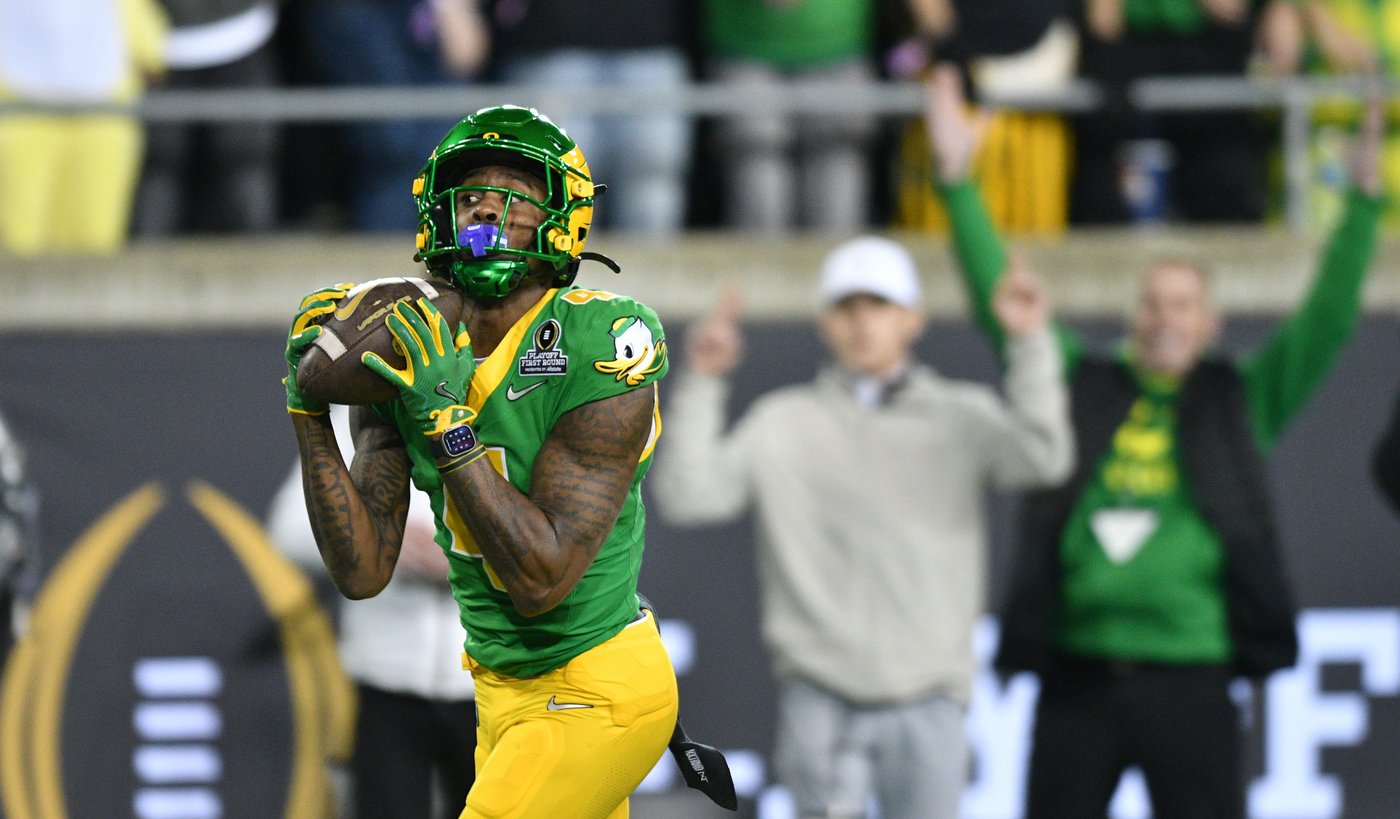 No. 5 Oregon beats No. 19 James Madison 51-34 in College Football Playoff opener | iNFOnews.ca