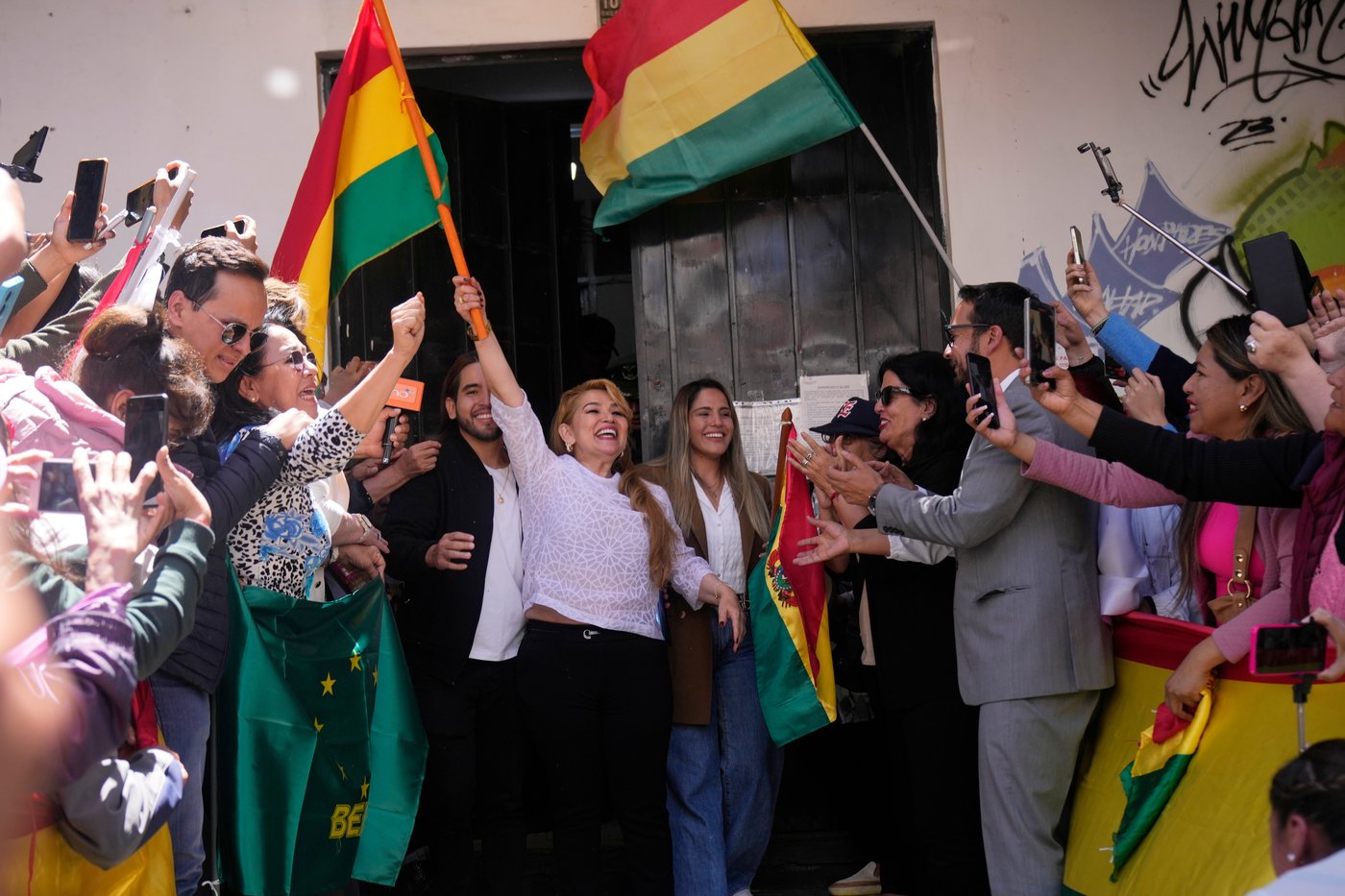 Bolivia's former interim president Jeanine Áñez freed from prison after Supreme Court ruling | iNFOnews.ca Bolivia's former interim president Jeanine Áñez freed from prison after Supreme Court ruling | iNFOnews.ca