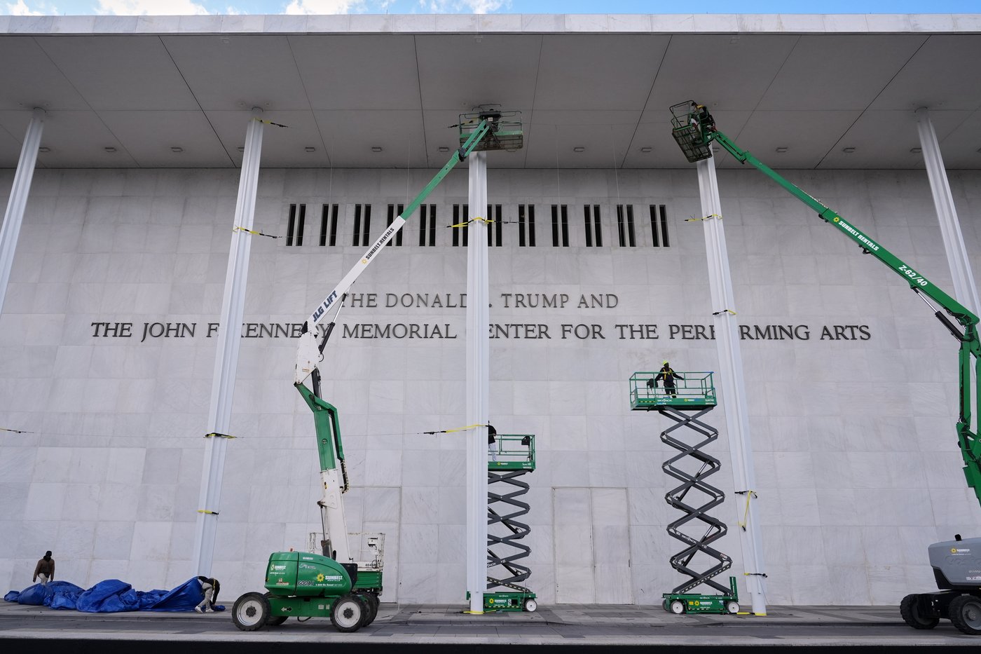 The Kennedy Center has added Trump's name to the memorial Congress created for John F. Kennedy | iNFOnews.ca