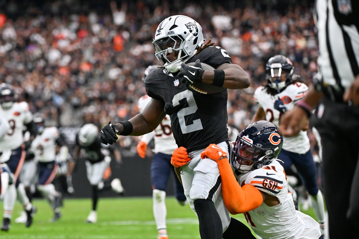 Jonathan Taylor and Ashton Jeanty expected to take center stage as Colts and Raiders try to rebound | iNFOnews.ca