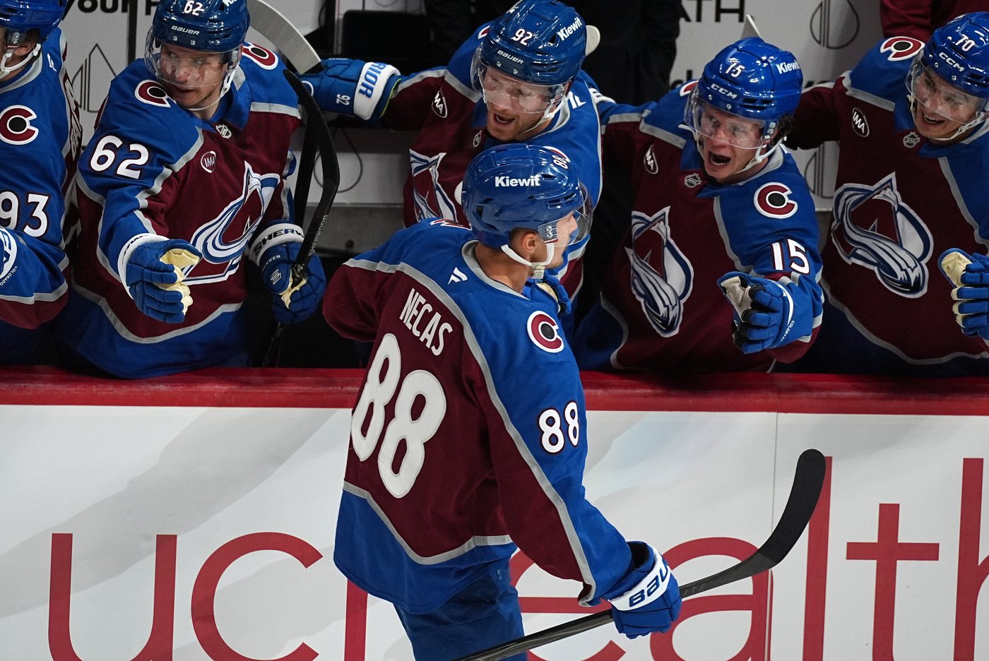 Colorado Avalanche sign Martin Necas to 8-year, $92M contract extension, AP source says | iNFOnews.ca