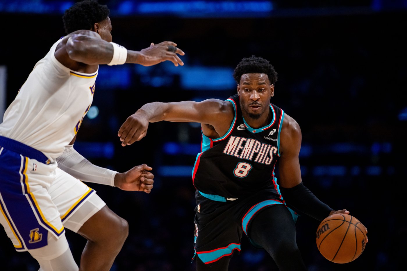 Luka Doncic scores 36 as Lakers rally past Grizzlies, 120-114 | iNFOnews.ca