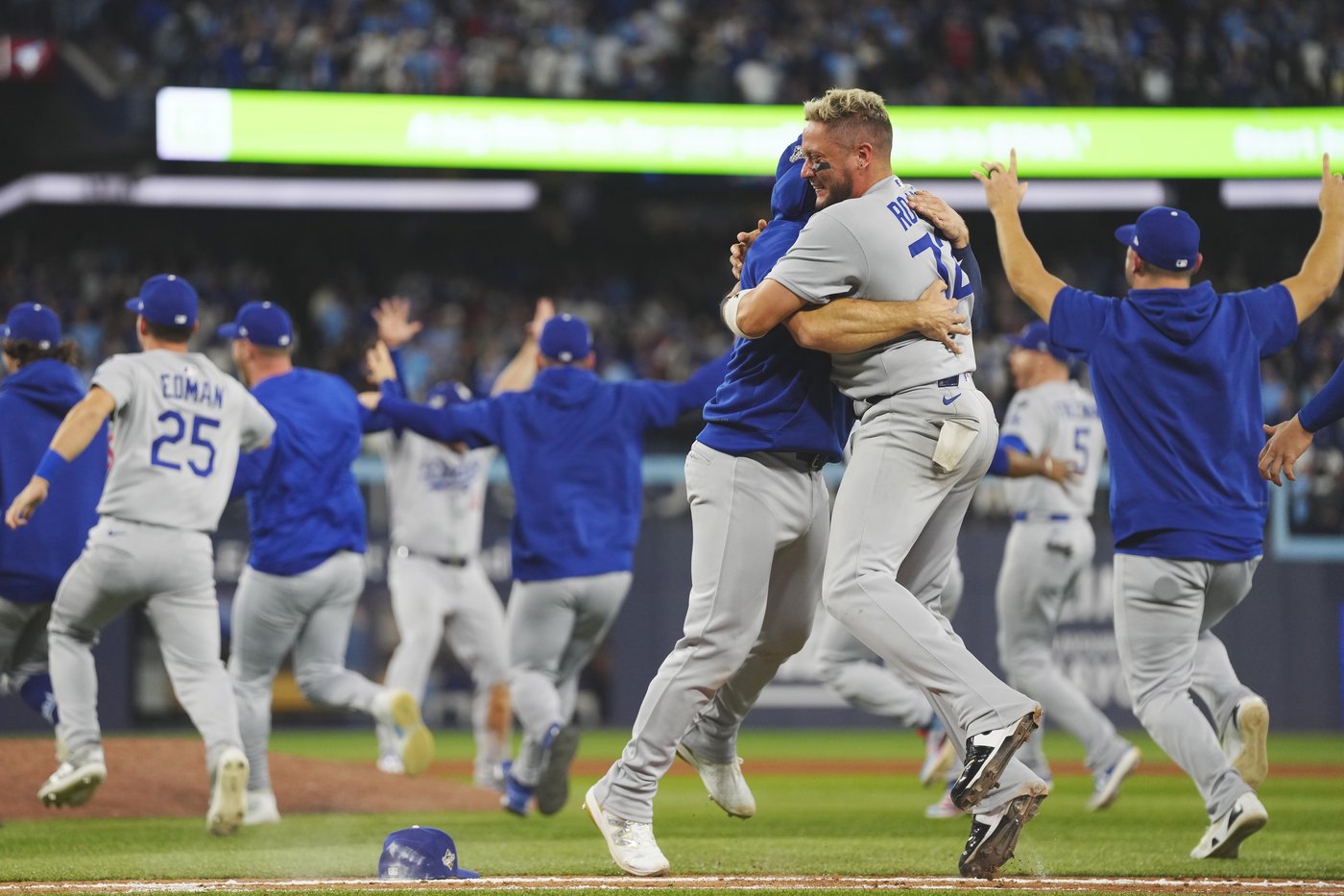 Photo Gallery: Dodgers beat Jays 5-4 to win World Series | iNFOnews.ca