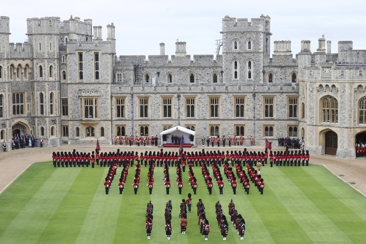 The Latest: Trump enjoys royal pageantry during unprecedented second UK state visit | iNFOnews.ca