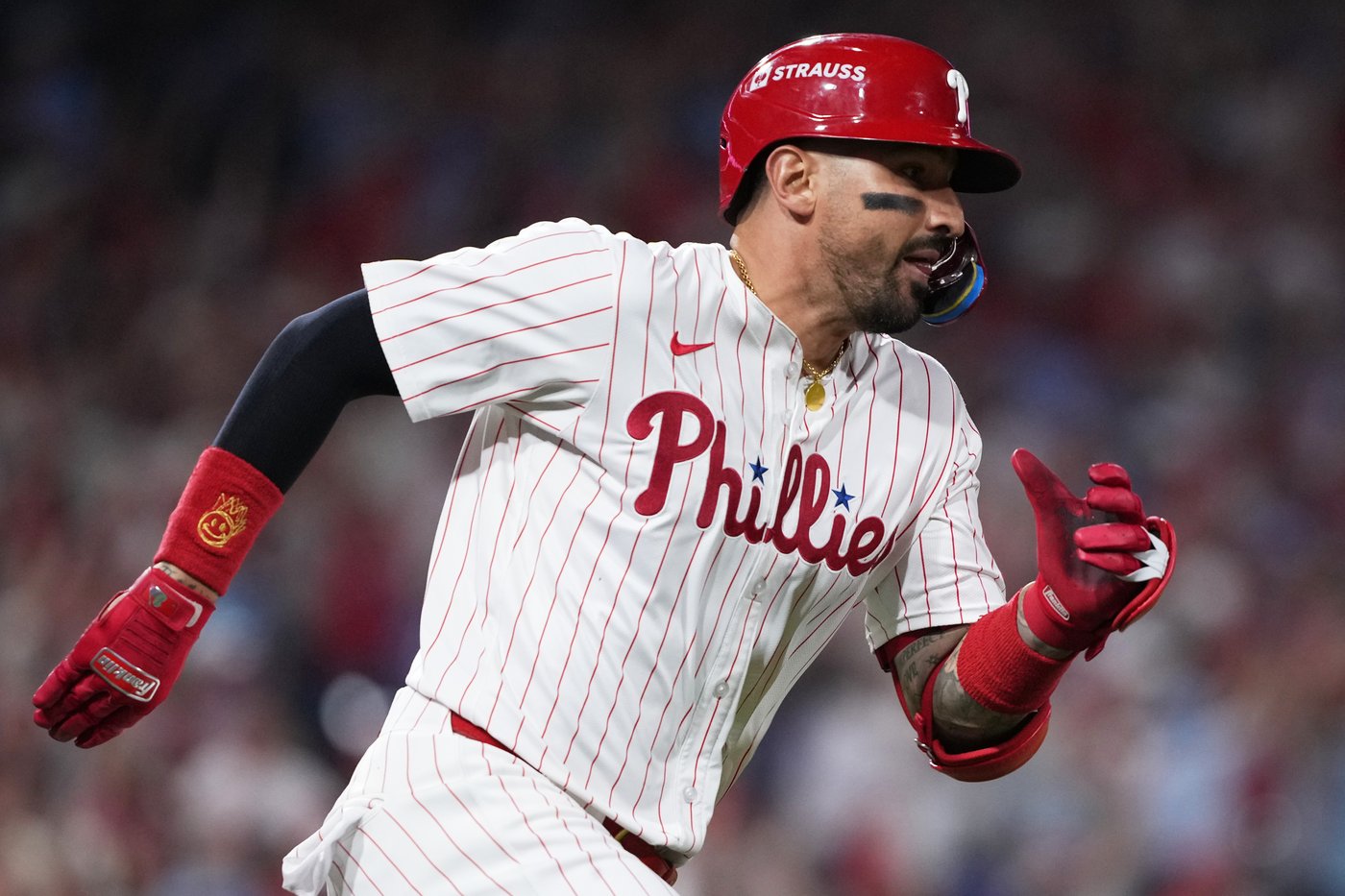 Blake Snell shines on mound and Dodgers hold off Phillies 4-3 for 2-0 lead in NLDS | iNFOnews.ca