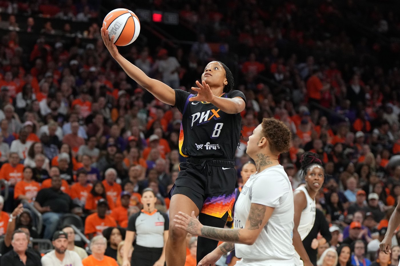 Wilson hits last-second jumper to lift Aces over Mercury 90-88 for a 3-0 lead in the WNBA Finals | iNFOnews.ca Wilson hits last-second jumper to lift Aces over Mercury 90-88 for a 3-0 lead in the WNBA Finals | iNFOnews.ca