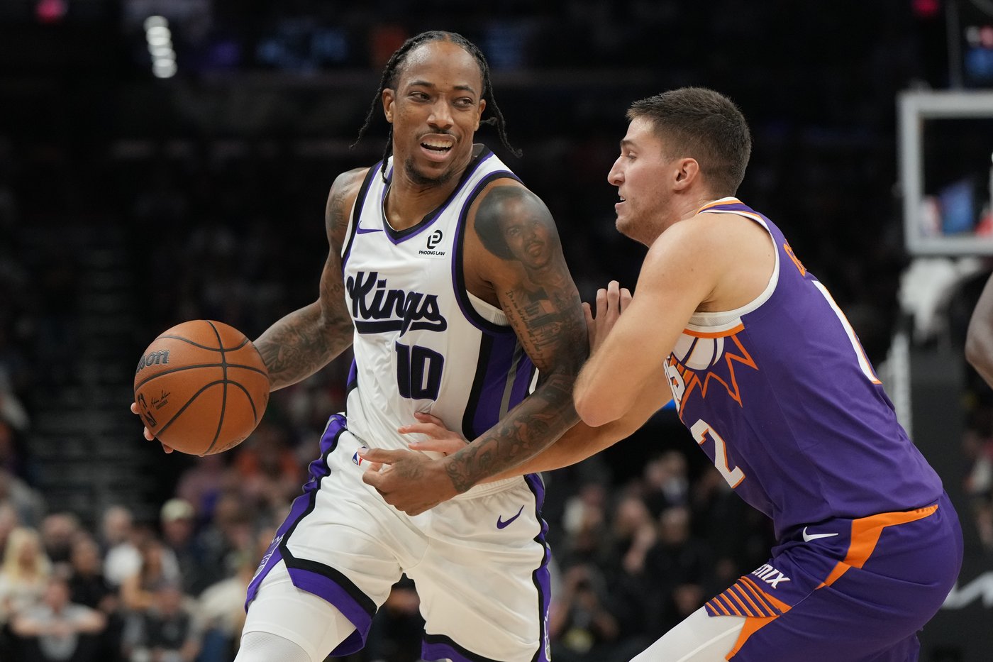 Devin Booker scores 31 points, Suns overcome a 20-point deficit to beat Kings 120-116 | iNFOnews.ca