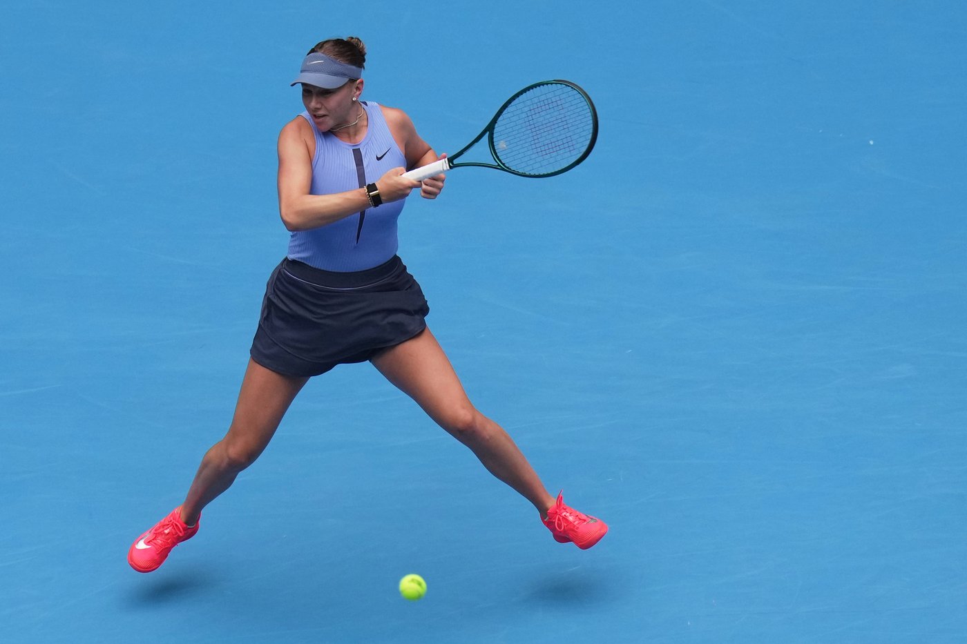 Coco Gauff loses 6-1, 6-2 to Amanda Anisimova in China Open semifinals | iNFOnews.ca