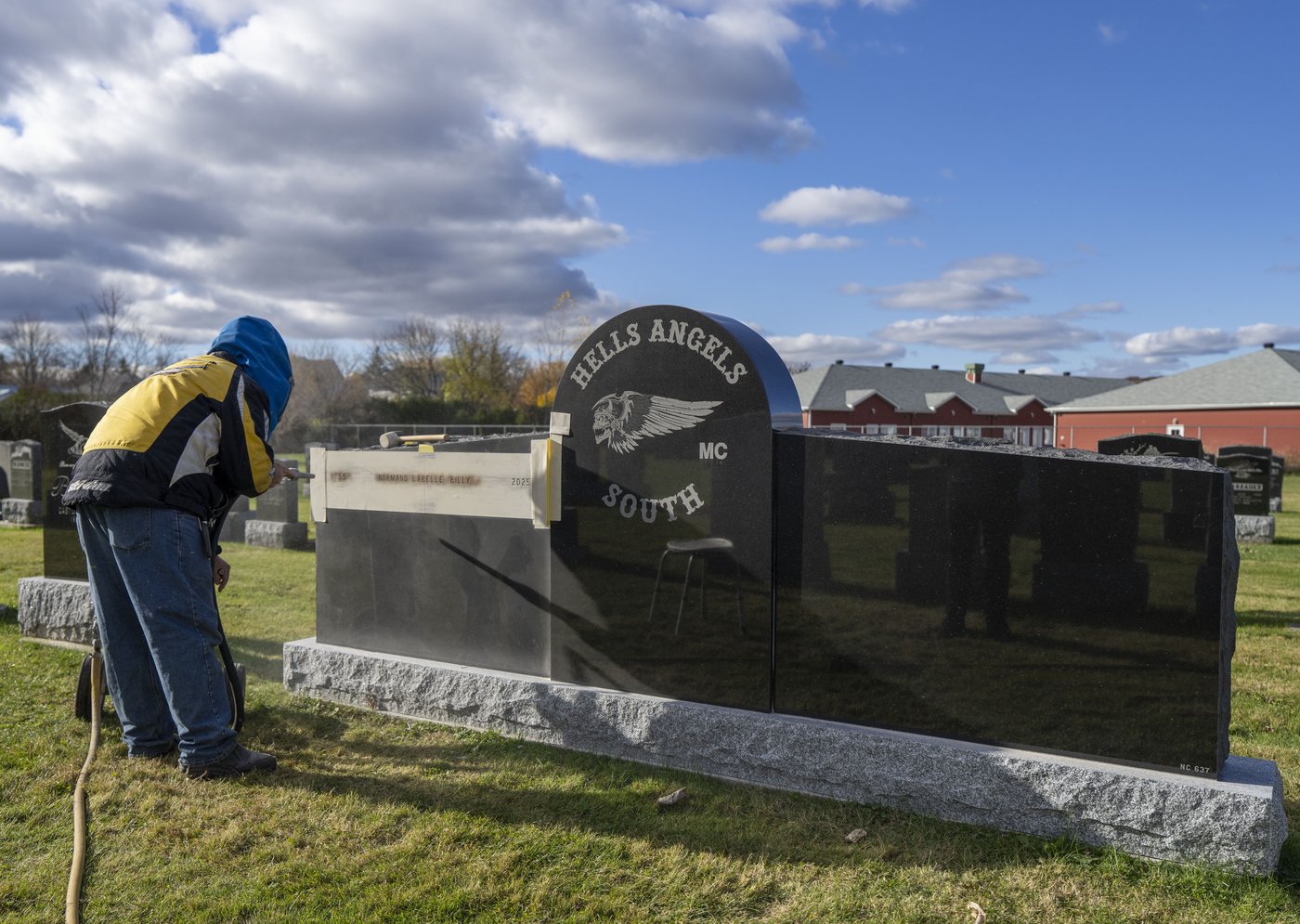 Name of founding Hells Angels member appears on Montreal-area tombstone | iNFOnews.ca Name of founding Hells Angels member appears on Montreal-area tombstone | iNFOnews.ca