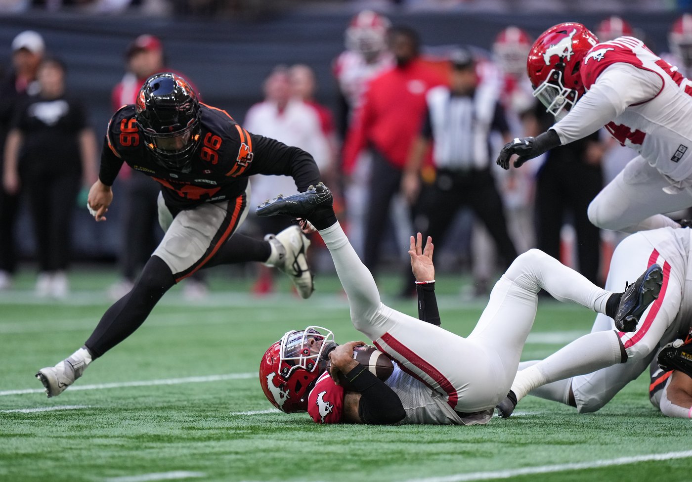 Surging Lions clinch playoff berth with 38-24 win over Stampeders | iNFOnews.ca