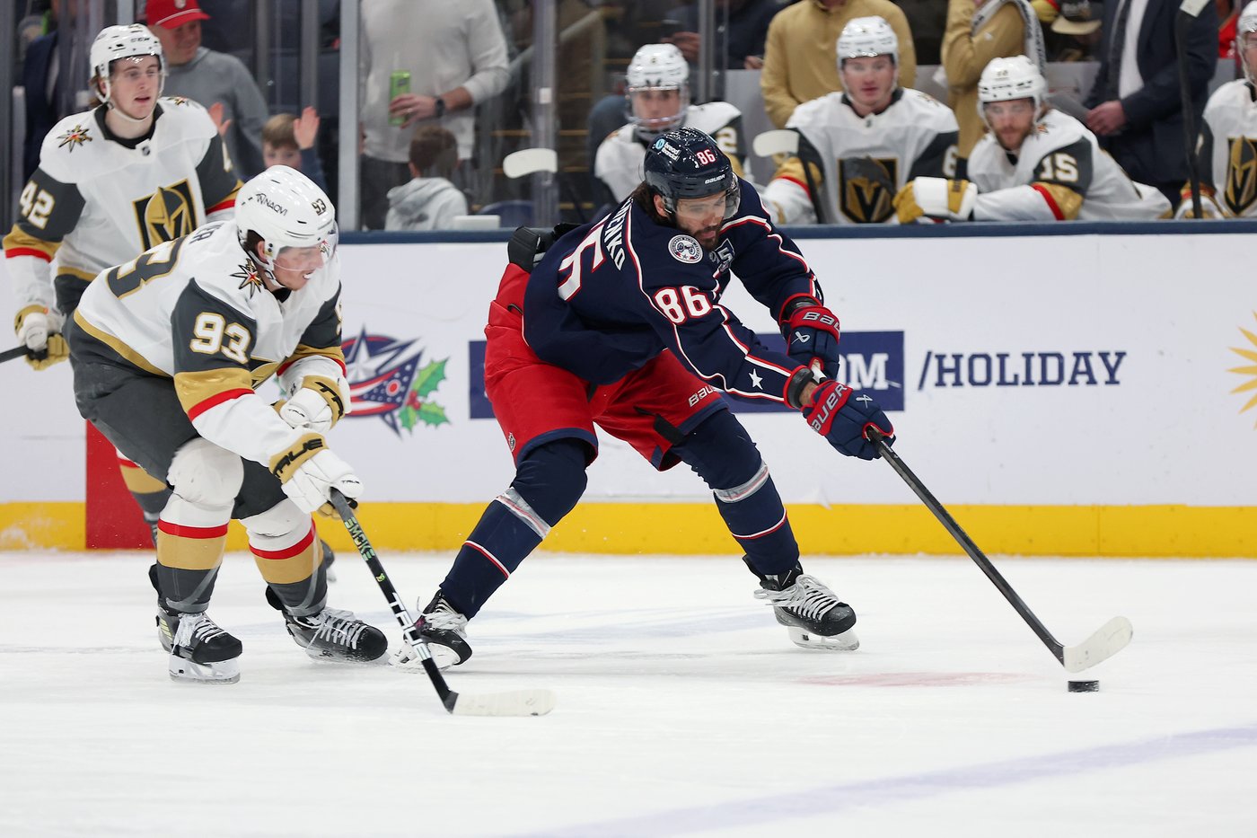 Hutton, McNabb lift Golden Knights past Blue Jackets 3-2 | iNFOnews.ca Hutton, McNabb lift Golden Knights past Blue Jackets 3-2 | iNFOnews.ca