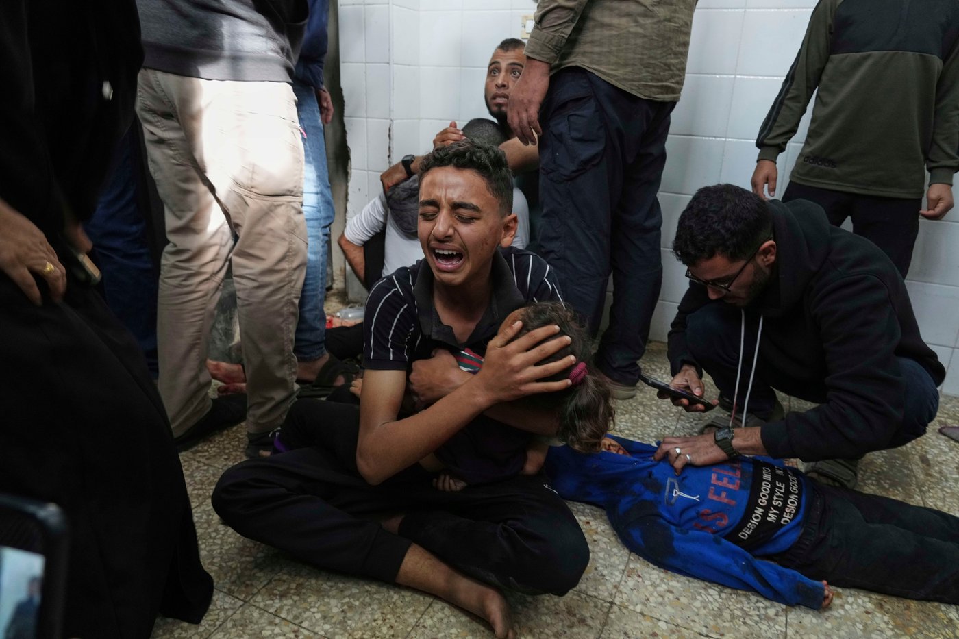 The top AP photos from the Middle East in 2025: Conflict, courage, and moments of wonder | iNFOnews.ca