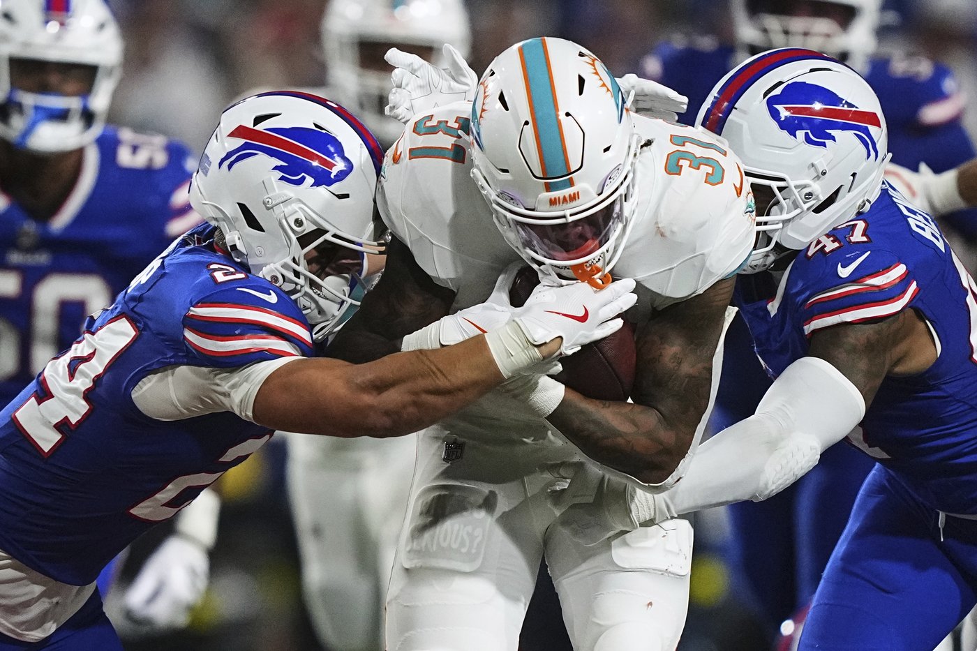 Despite another loss, Dolphins showed fight against the Bills, which could help avoid further spiral | iNFOnews.ca