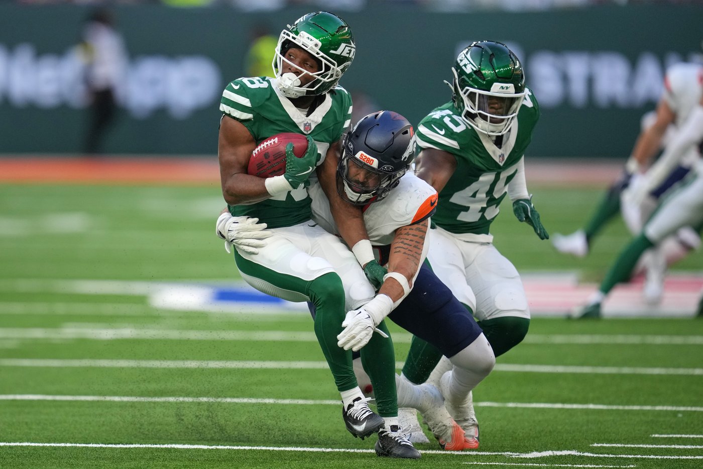 Now what? The 0-6 Jets struggle for answers after wretched display vs. Broncos in London | iNFOnews.ca