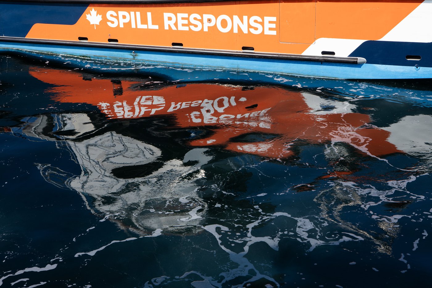 Photo Gallery: B.C. spill response team runs exercises | iNFOnews.ca