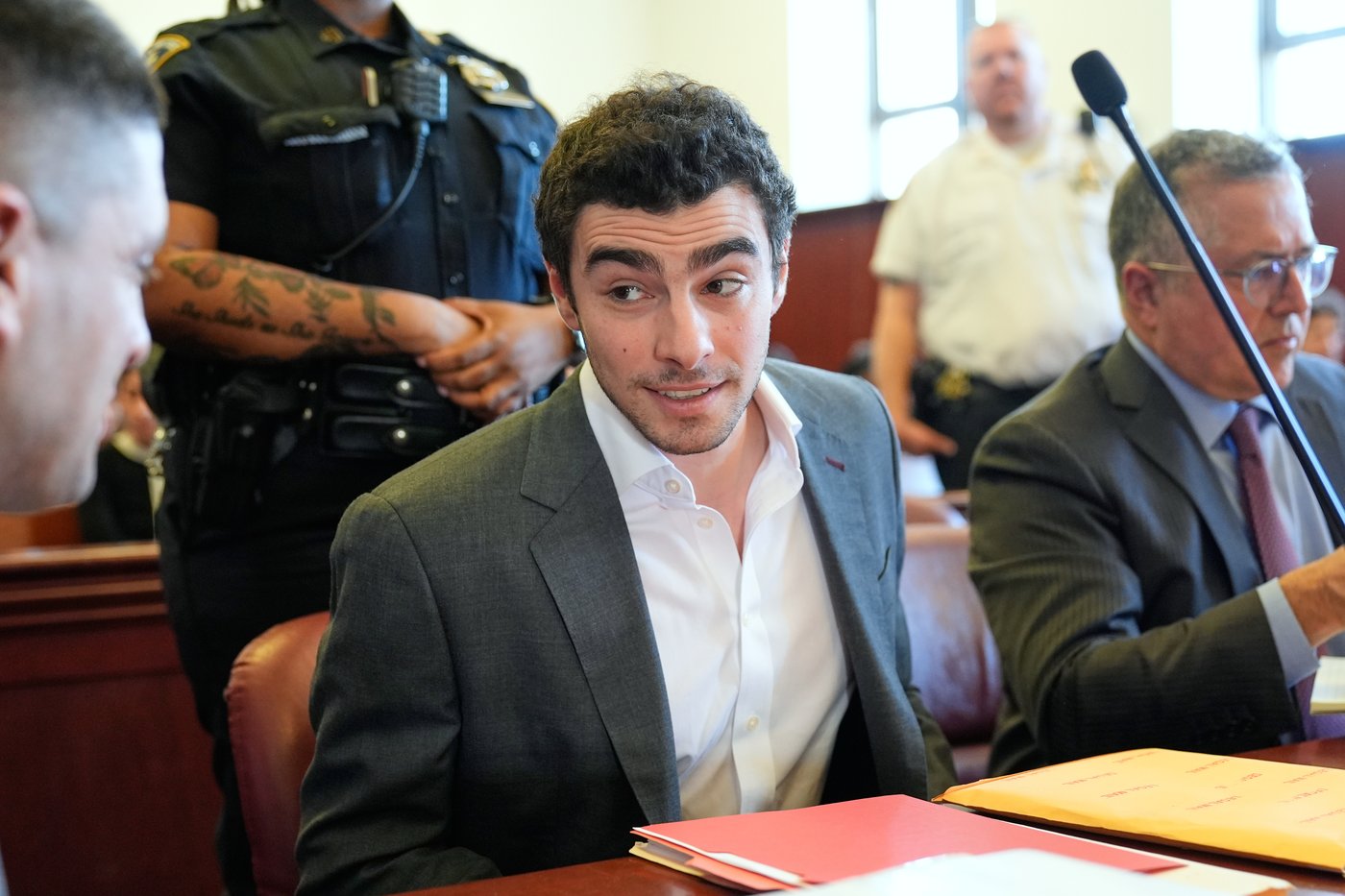 Judge says he's hopeful hearing on Luigi Mangione trial evidence will end this week | iNFOnews.ca Judge says he's hopeful hearing on Luigi Mangione trial evidence will end this week | iNFOnews.ca