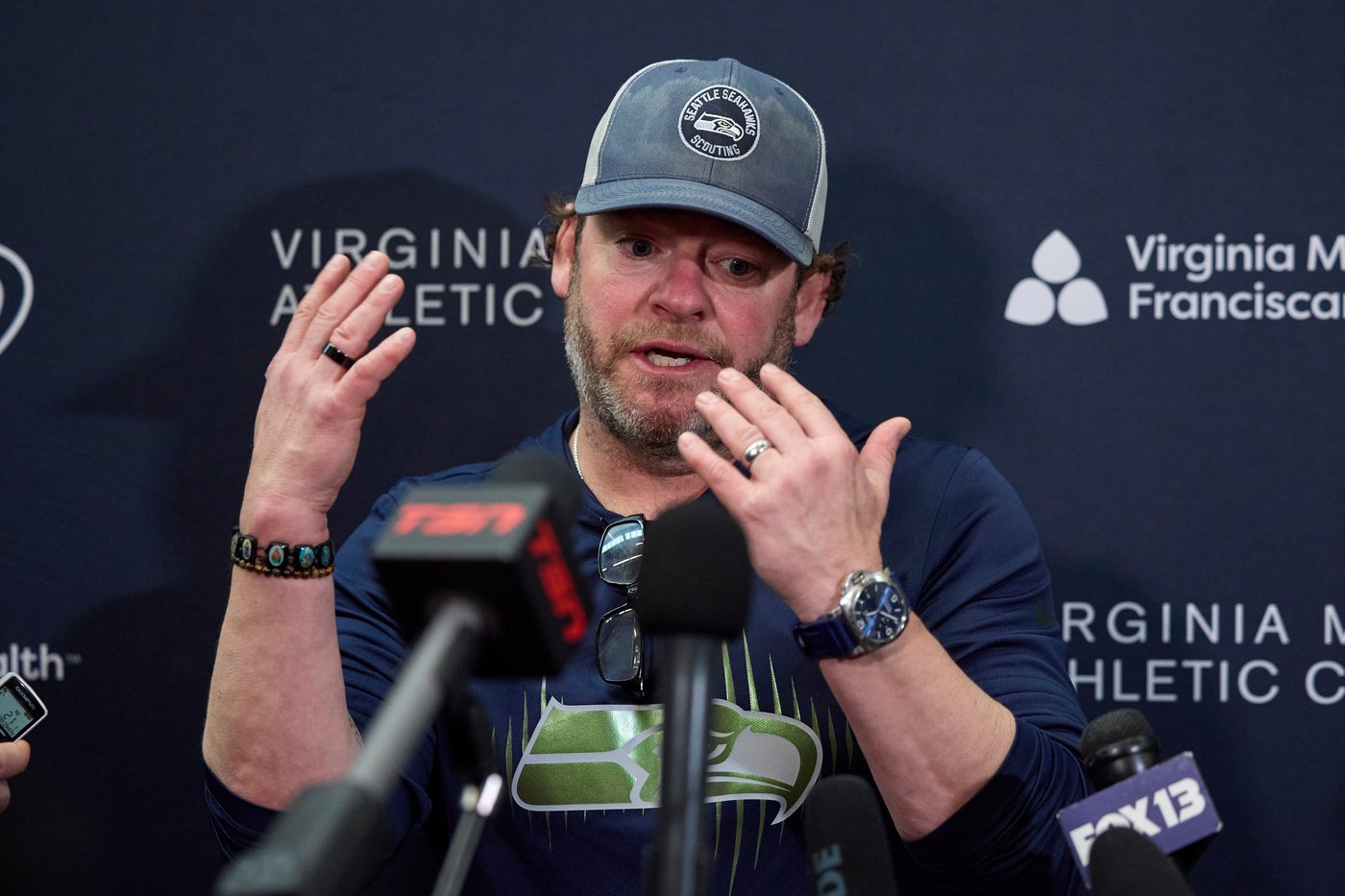 Shrewd moves in free agency and NFL draft helped GM John Schneider build Seahawks' Super Bowl roster | iNFOnews.ca