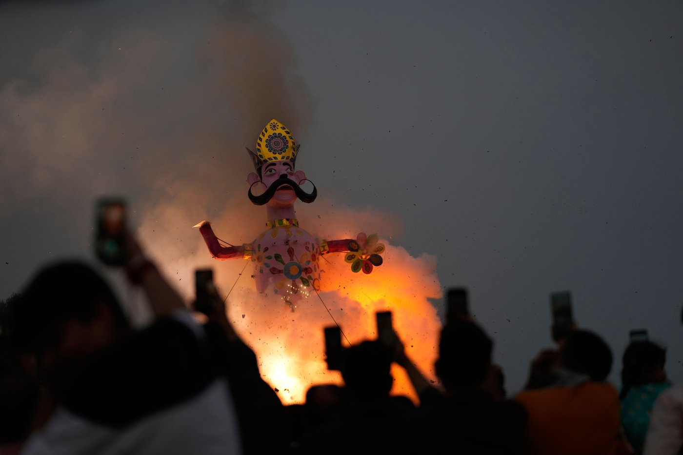 Hindu festival photos are about fire and water, good and evil - simple but universal concepts | iNFOnews.ca