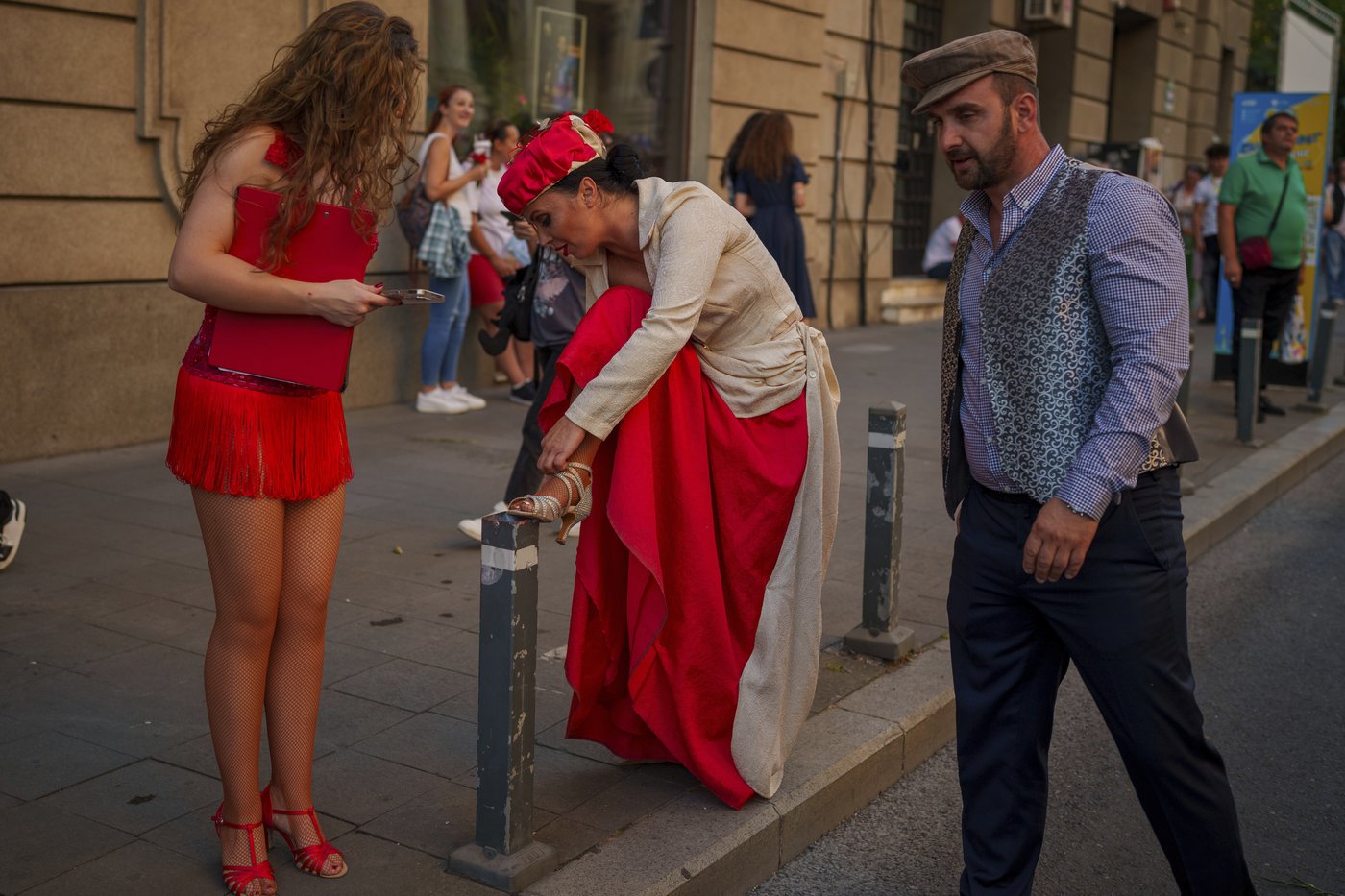 Photo highlights from Bucharest’s 566th anniversary celebration | iNFOnews.ca