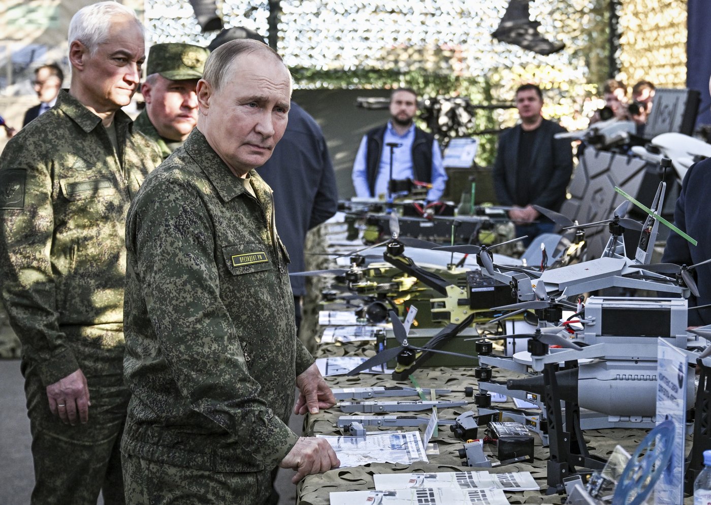 Russia shows off conventional and nuclear military might in drills - and raises tensions with NATO | iNFOnews.ca Russia shows off conventional and nuclear military might in drills - and raises tensions with NATO | iNFOnews.ca