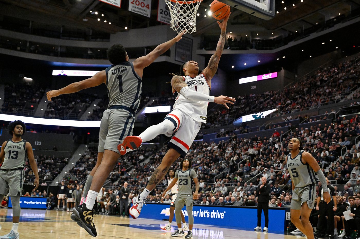 Solo Ball scores career-high 26 to power No. 5 UConn past Butler 79-60 in Huskies' Big East opener | iNFOnews.ca Solo Ball scores career-high 26 to power No. 5 UConn past Butler 79-60 in Huskies' Big East opener | iNFOnews.ca