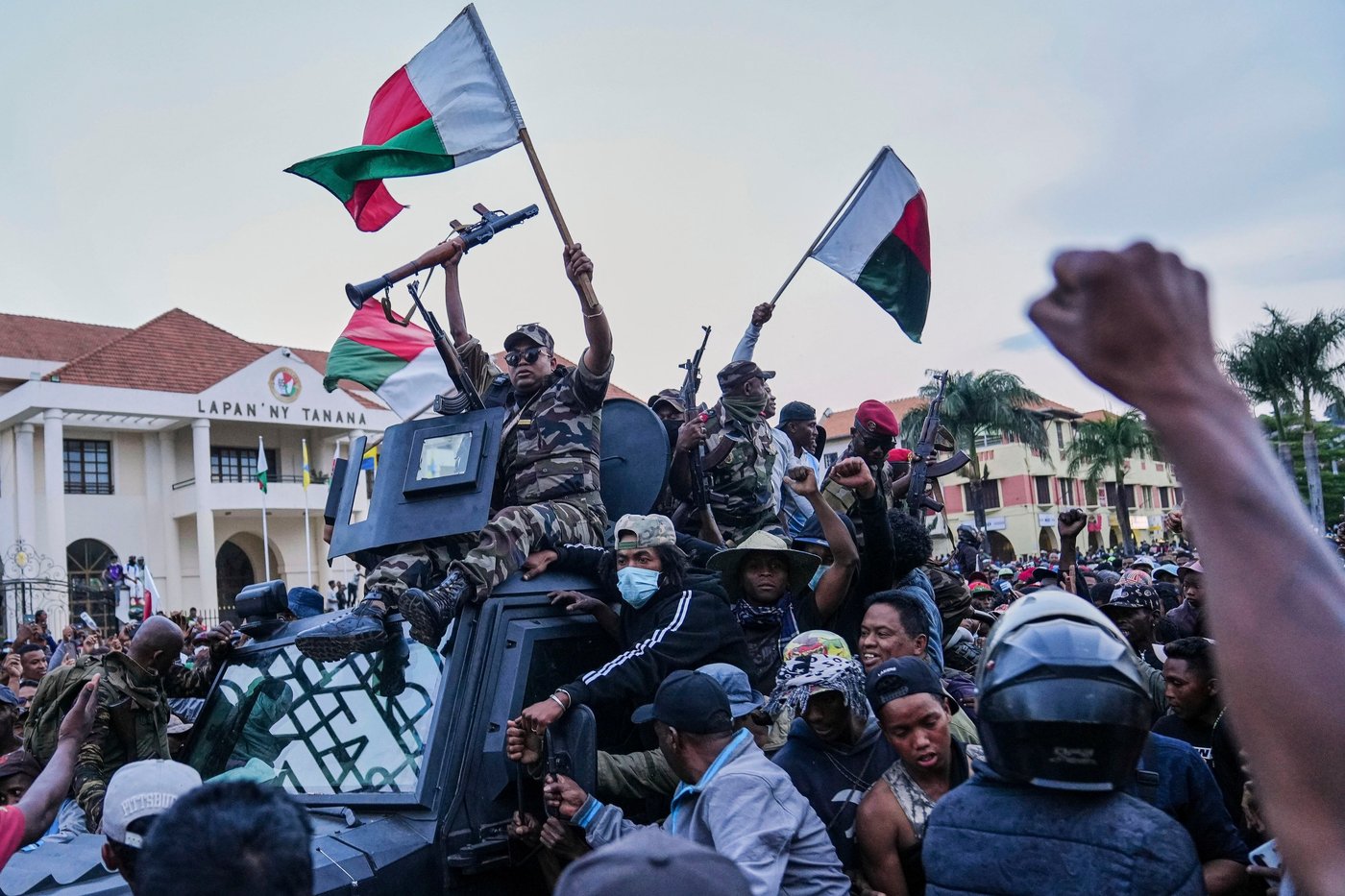 Madagascar's president says a coup is underway after soldiers joined anti-government demonstrations | iNFOnews.ca