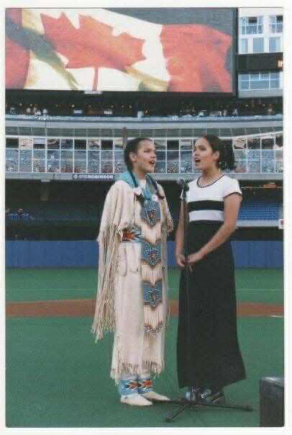 'It was epic': Blue Jays fans reminisce about '90s World Series wins | iNFOnews.ca 'It was epic': Blue Jays fans reminisce about '90s World Series wins | iNFOnews.ca