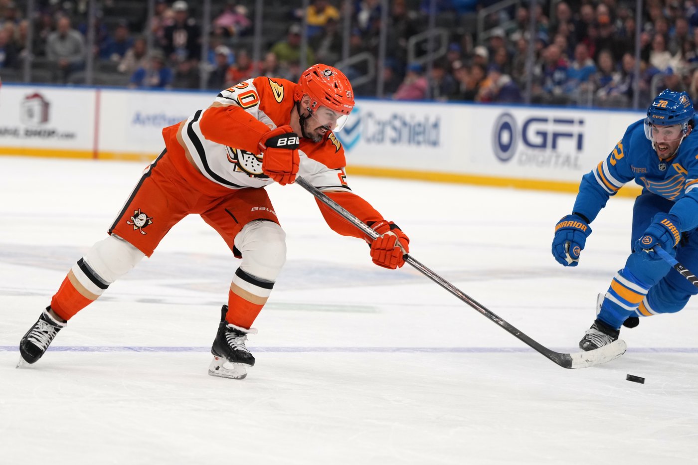 McTavish, Mintyukov score early to help Ducks beat Blues 4-1 | iNFOnews.ca McTavish, Mintyukov score early to help Ducks beat Blues 4-1 | iNFOnews.ca