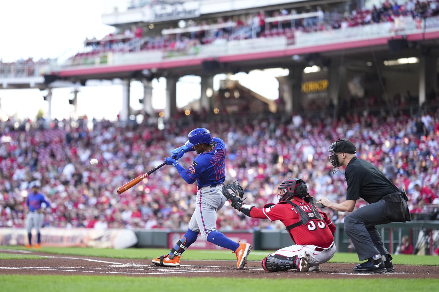 Greene strikes out 12, Reds beat Mets 3-2 after Sproat takes no-hit bid into 6th of big league debut | iNFOnews.ca Greene strikes out 12, Reds beat Mets 3-2 after Sproat takes no-hit bid into 6th of big league debut | iNFOnews.ca