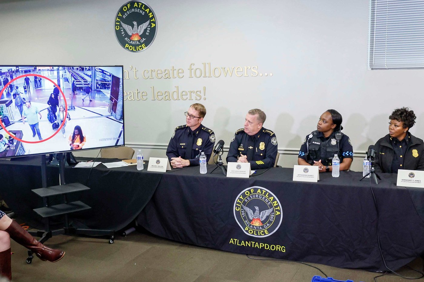 Federal prosecutors charge man accused of threatening to shoot up Atlanta airport | iNFOnews.ca