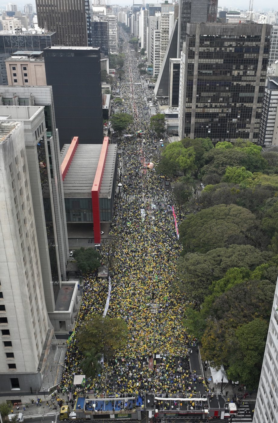 Brazilian former President Jair Bolsonaro sentenced for attempted coup, in photos | iNFOnews.ca