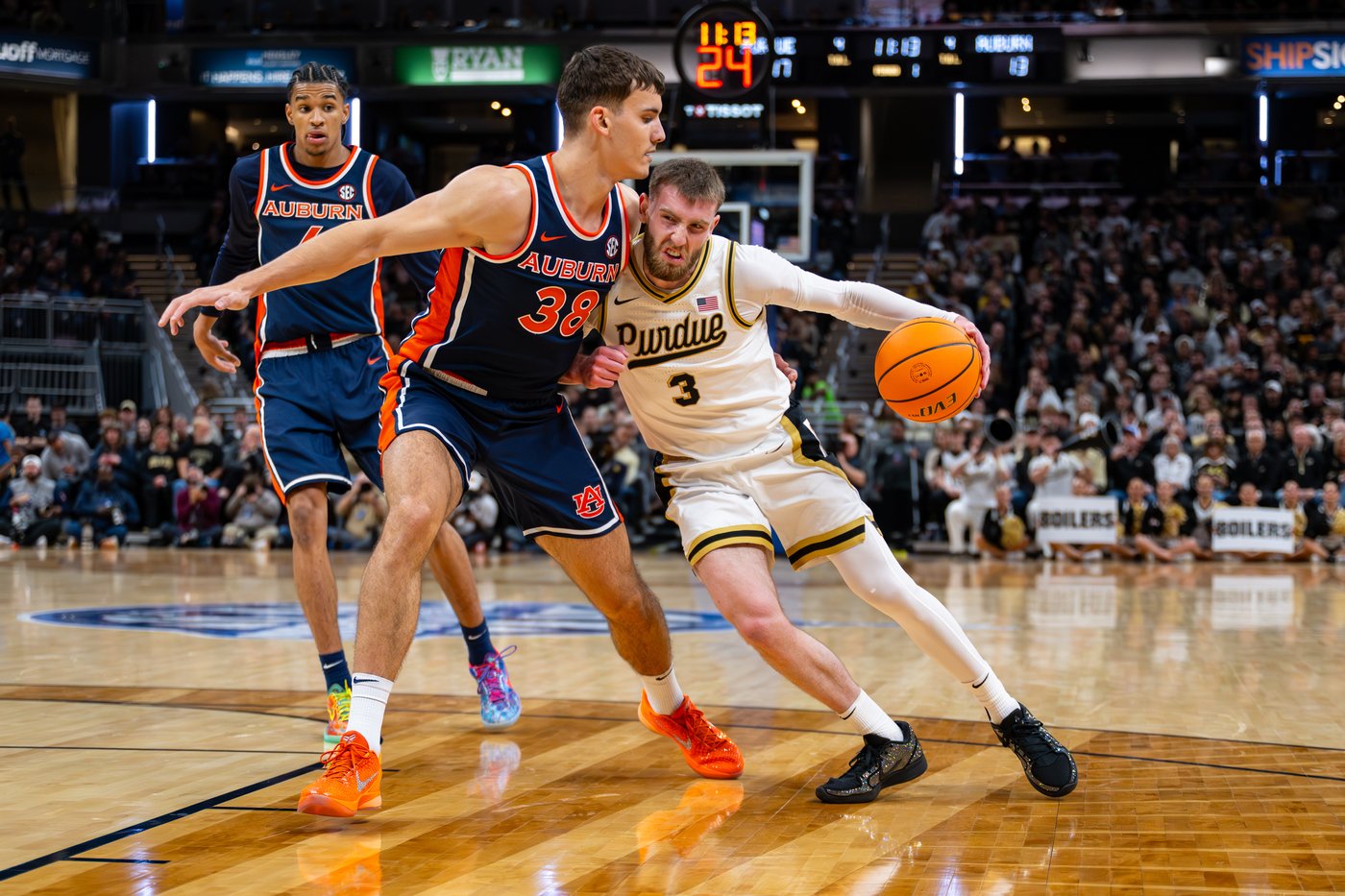 Kaufman-Renn scores 18 points and Smith has 14 assists as No. 6 Purdue routs No. 21 Auburn, 88-60 | iNFOnews.ca