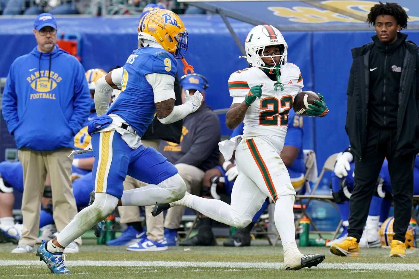 No. 13 Miami ended the regular season on a heater, hoping it's enough to earn a spot in the CFP | iNFOnews.ca