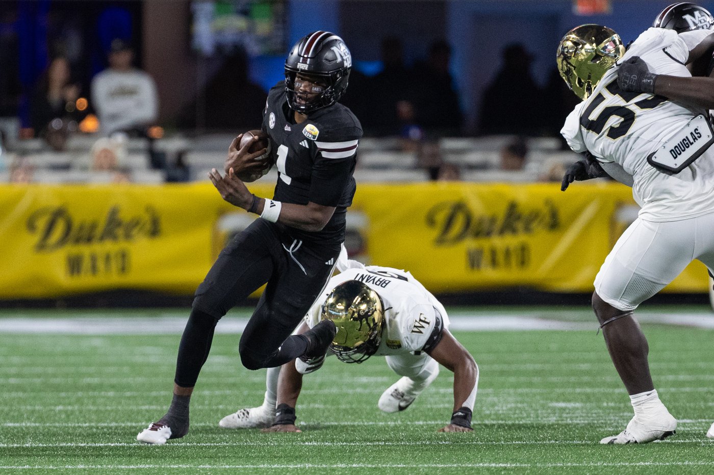 Mississippi State coach optimistic about QB Taylor after injury in Duke's Mayo Bowl | iNFOnews.ca Mississippi State coach optimistic about QB Taylor after injury in Duke's Mayo Bowl | iNFOnews.ca