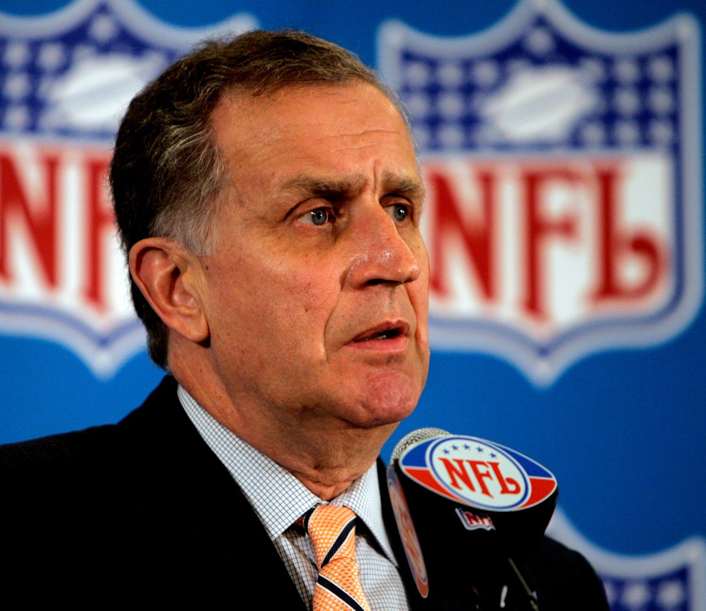 Paul Tagliabue's NFL legacy: More money, more diversity and a concussion conundrum | iNFOnews.ca