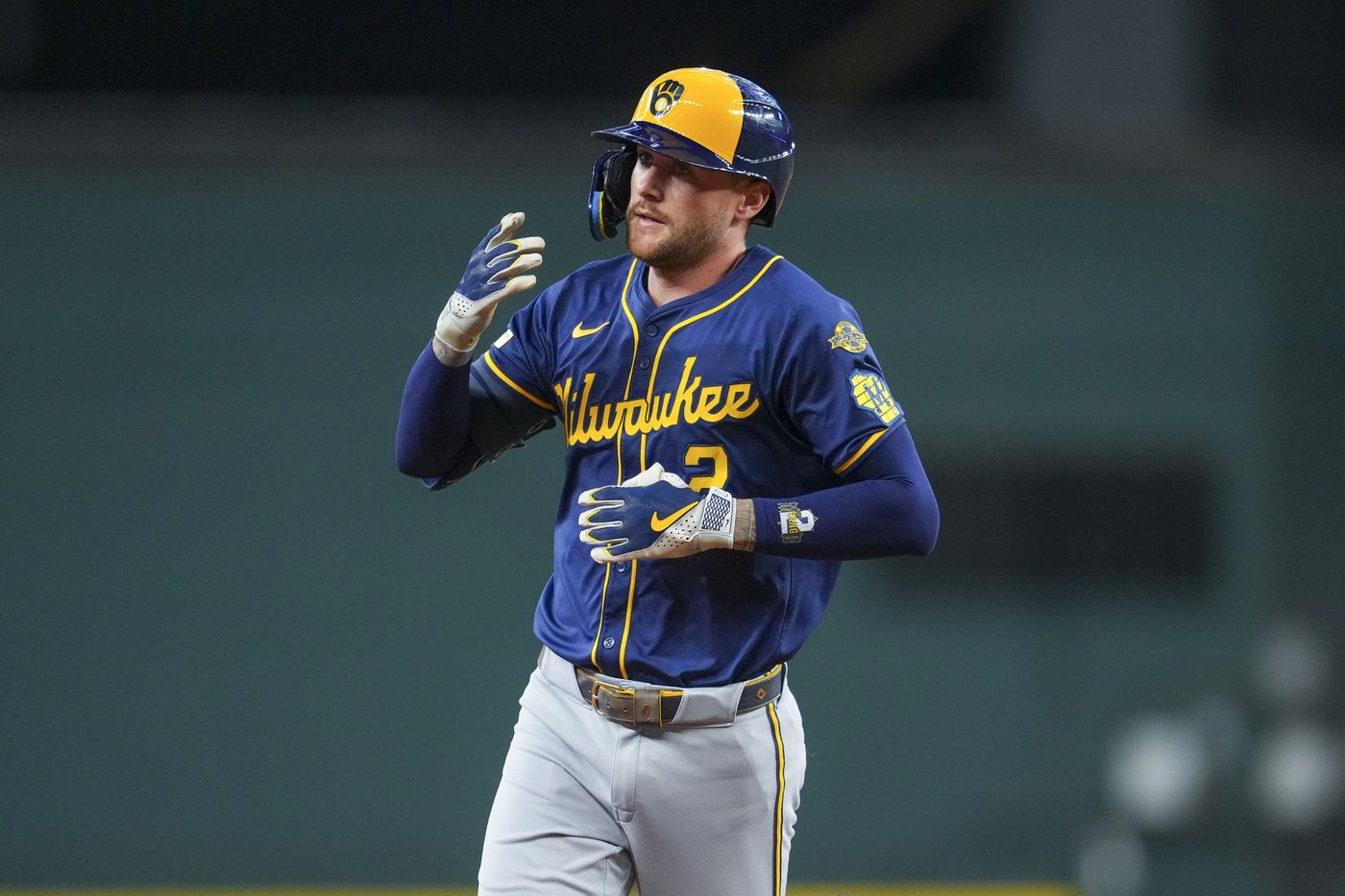Double Burger for Texas as big 1B homers twice in 6-3 win for 3-game sweep of MLB-best Brewers | iNFOnews.ca