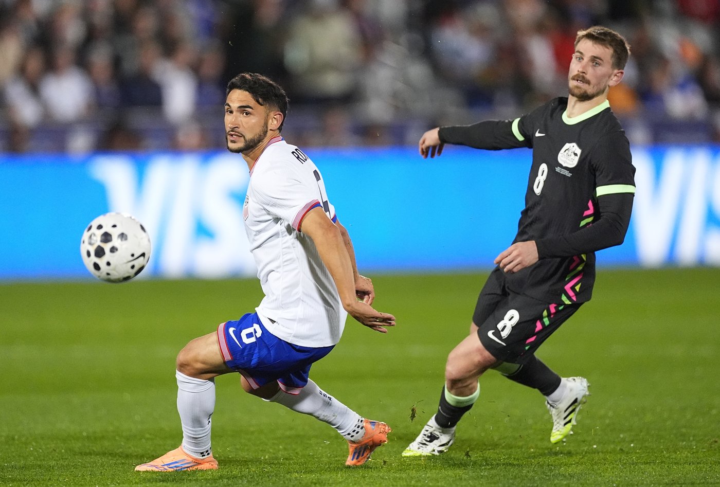 Wright and Roldan get Pochettino's attention 8 months ahead of World Cup | iNFOnews.ca Wright and Roldan get Pochettino's attention 8 months ahead of World Cup | iNFOnews.ca