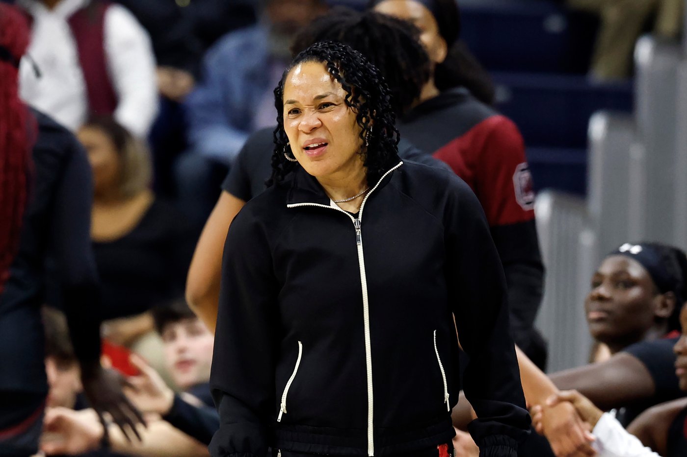 No. 3 South Carolina tops Auburn 81-51 behind another strong effort from Joyce Edwards | iNFOnews.ca No. 3 South Carolina tops Auburn 81-51 behind another strong effort from Joyce Edwards | iNFOnews.ca