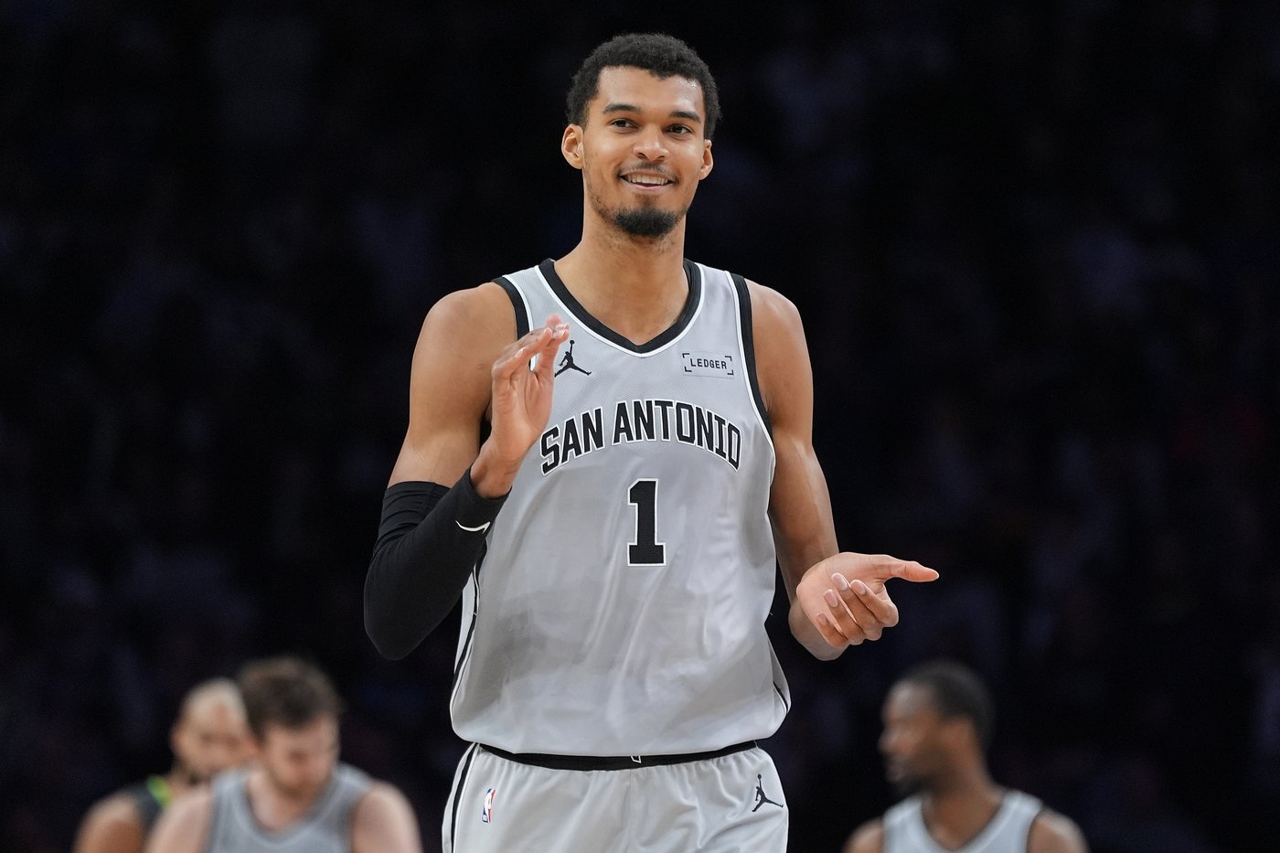 Wolves' Edwards saw Wembanyama switch on him and thought uh-oh, before blowing by him for the winner | iNFOnews.ca