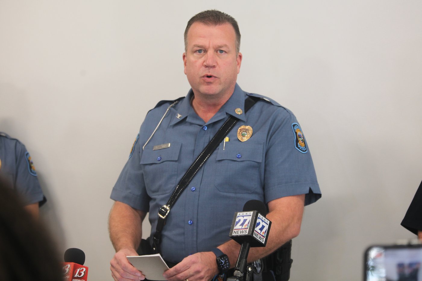 4 law enforcement officers shot in rural Kansas | iNFOnews.ca 4 law enforcement officers shot in rural Kansas | iNFOnews.ca