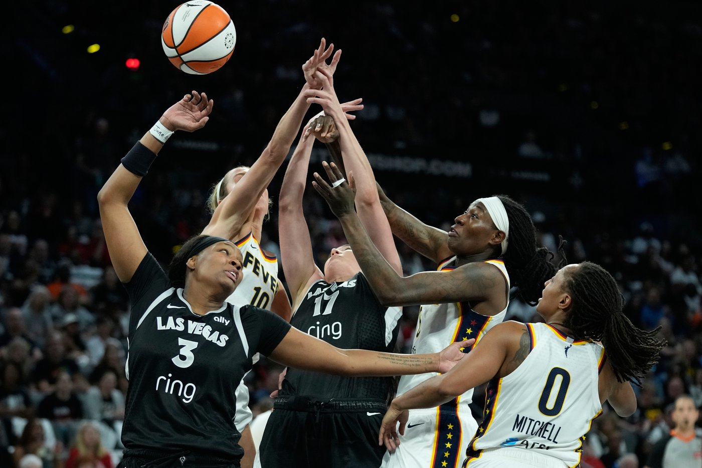 Fever guard Kelsey Mitchell says severe cramps left her lower body feeling numb in loss to Aces | iNFOnews.ca