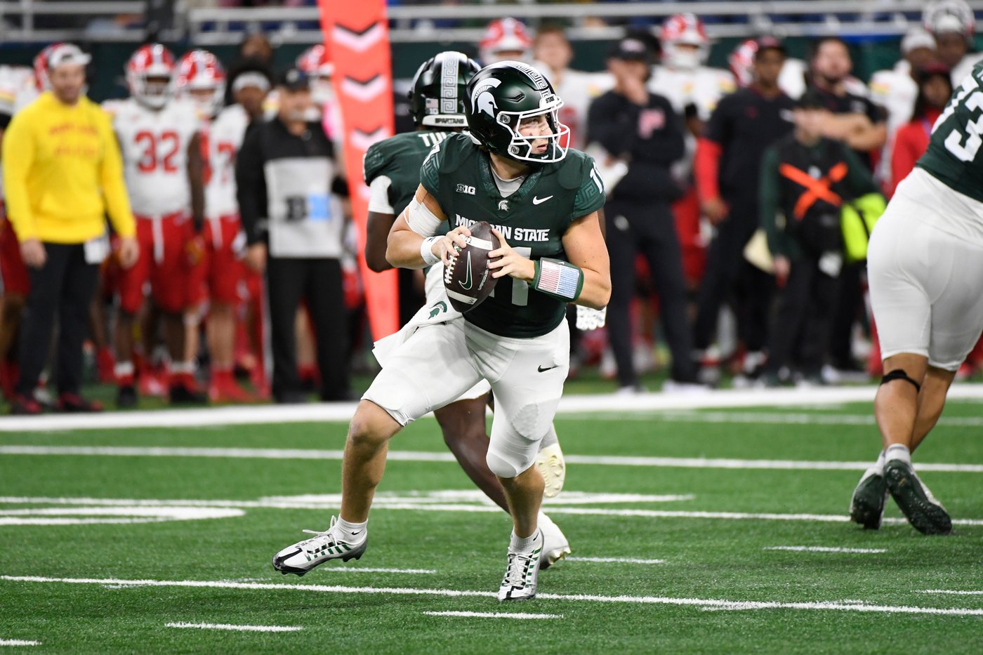 Milivojevic tosses 4 touchdowns in Michigan State's 38-28 win over Maryland | iNFOnews.ca