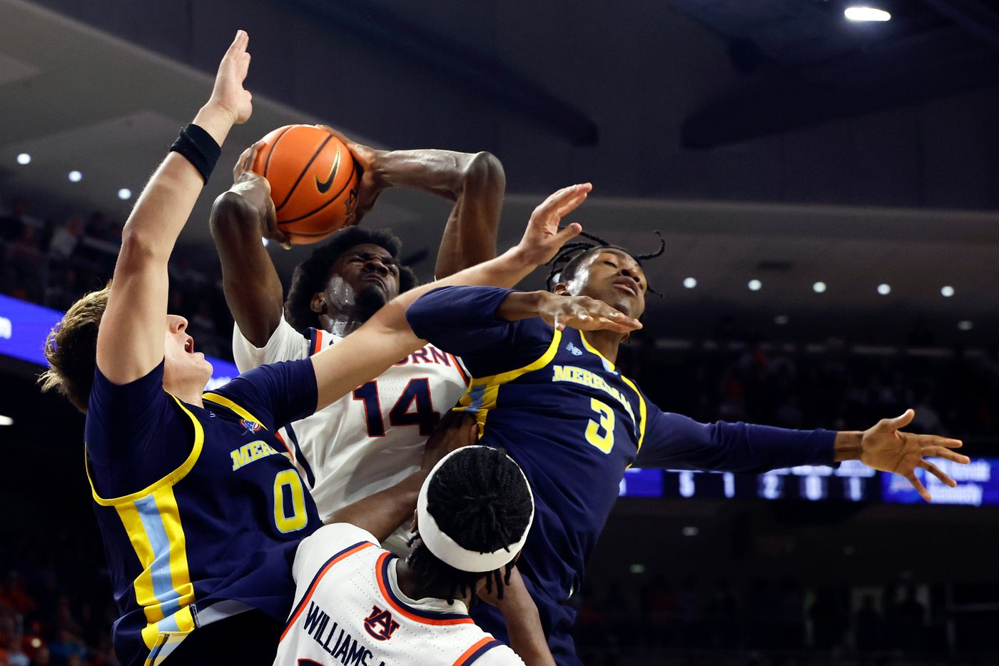 Keyshawn Hall scores 25 to lead No. 20 Auburn to a 95-57 win over Merrimack | iNFOnews.ca Keyshawn Hall scores 25 to lead No. 20 Auburn to a 95-57 win over Merrimack | iNFOnews.ca