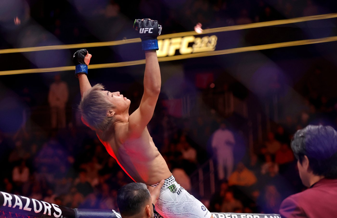 Petr Yan stunningly dominates Merab Dvalishvili to capture the bantamweight championship at UFC 323 | iNFOnews.ca Petr Yan stunningly dominates Merab Dvalishvili to capture the bantamweight championship at UFC 323 | iNFOnews.ca