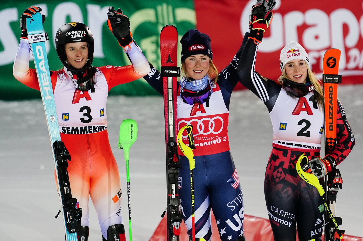 Mikaela Shiffrin keeps World Cup slalom streak going but slams course conditions in night race | iNFOnews.ca Mikaela Shiffrin keeps World Cup slalom streak going but slams course conditions in night race | iNFOnews.ca