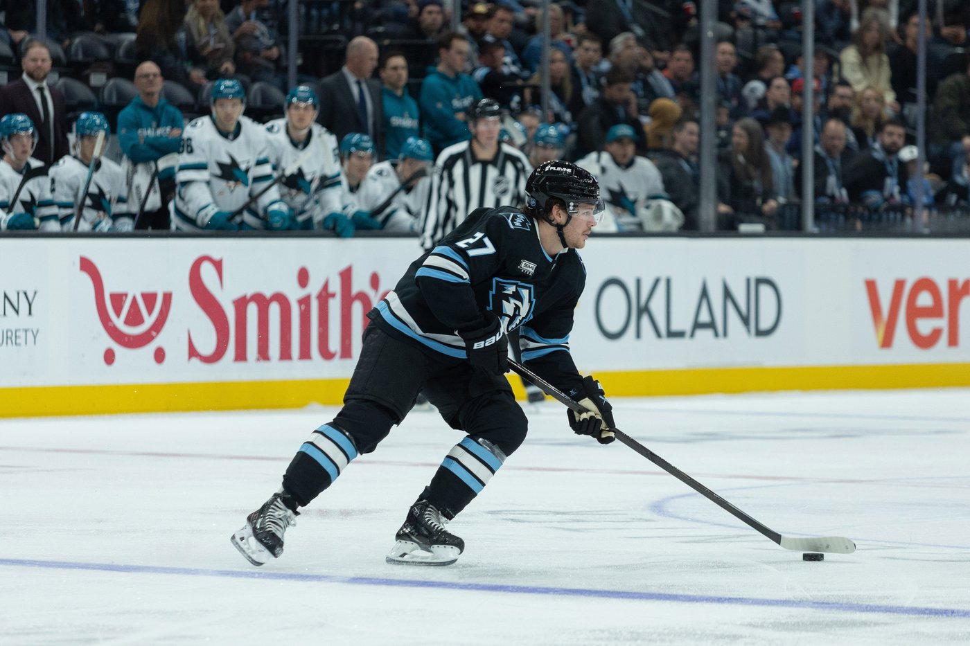 Schmaltz gets second career hat trick for first three goals of season as Mammoth beat Sharks 6-3 | iNFOnews.ca Schmaltz gets second career hat trick for first three goals of season as Mammoth beat Sharks 6-3 | iNFOnews.ca