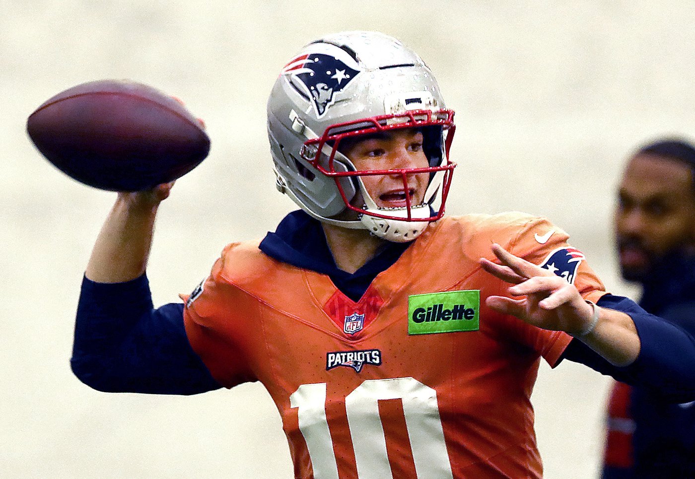 Patriots' Drake Maye faces Broncos' D and Jarrett Stidham steps in for Bo Nix in AFC title game | iNFOnews.ca Patriots' Drake Maye faces Broncos' D and Jarrett Stidham steps in for Bo Nix in AFC title game | iNFOnews.ca