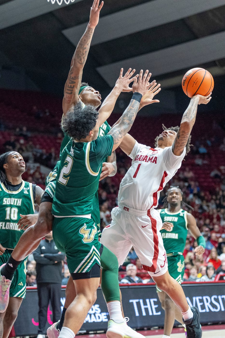 Labaron Philon, Aden Holloway power No. 16 Alabama past South Florida 104-93 | iNFOnews.ca