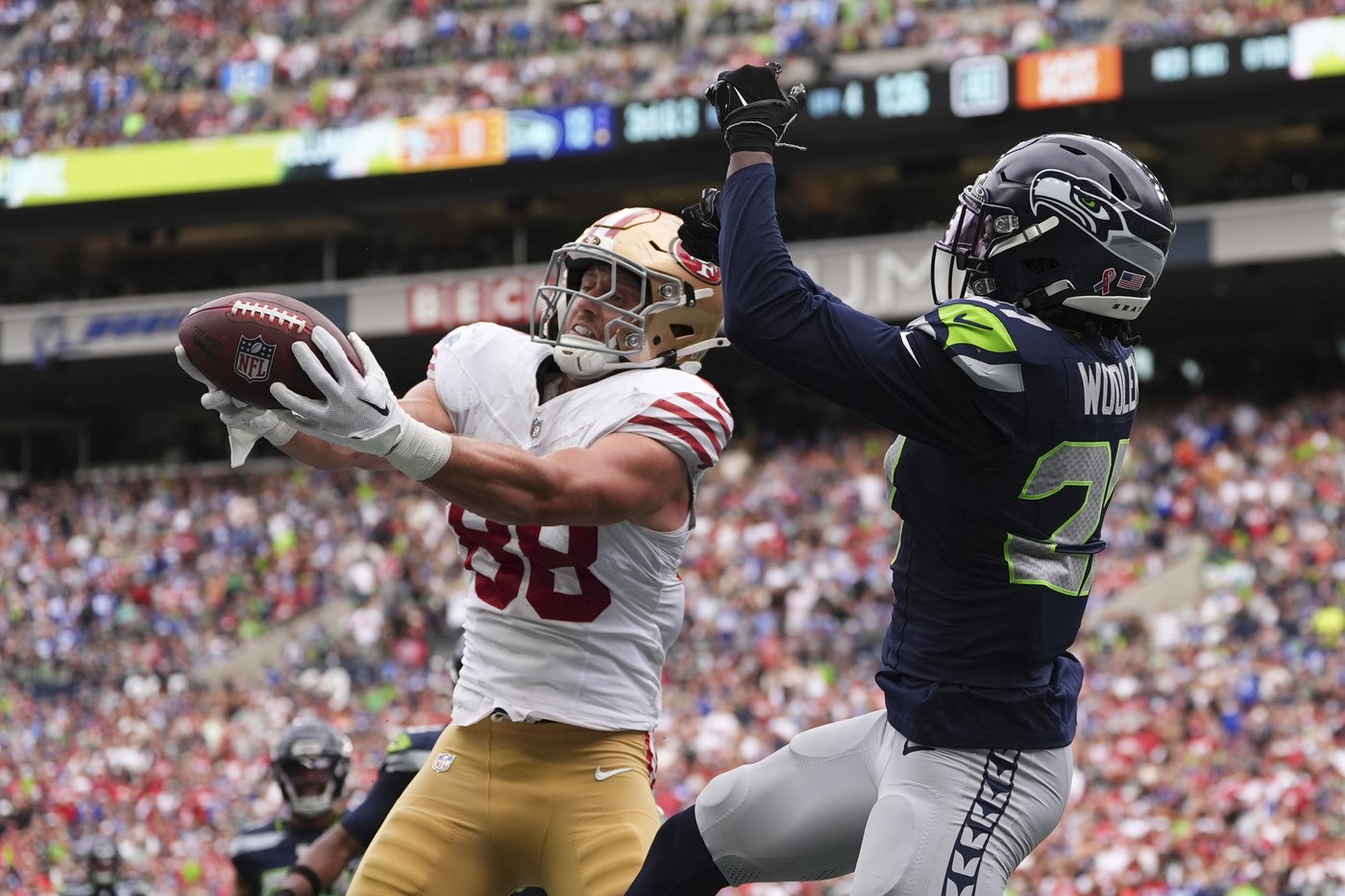 49ers rally for season-opening win but face injury woes with Kittle and Purdy | iNFOnews.ca